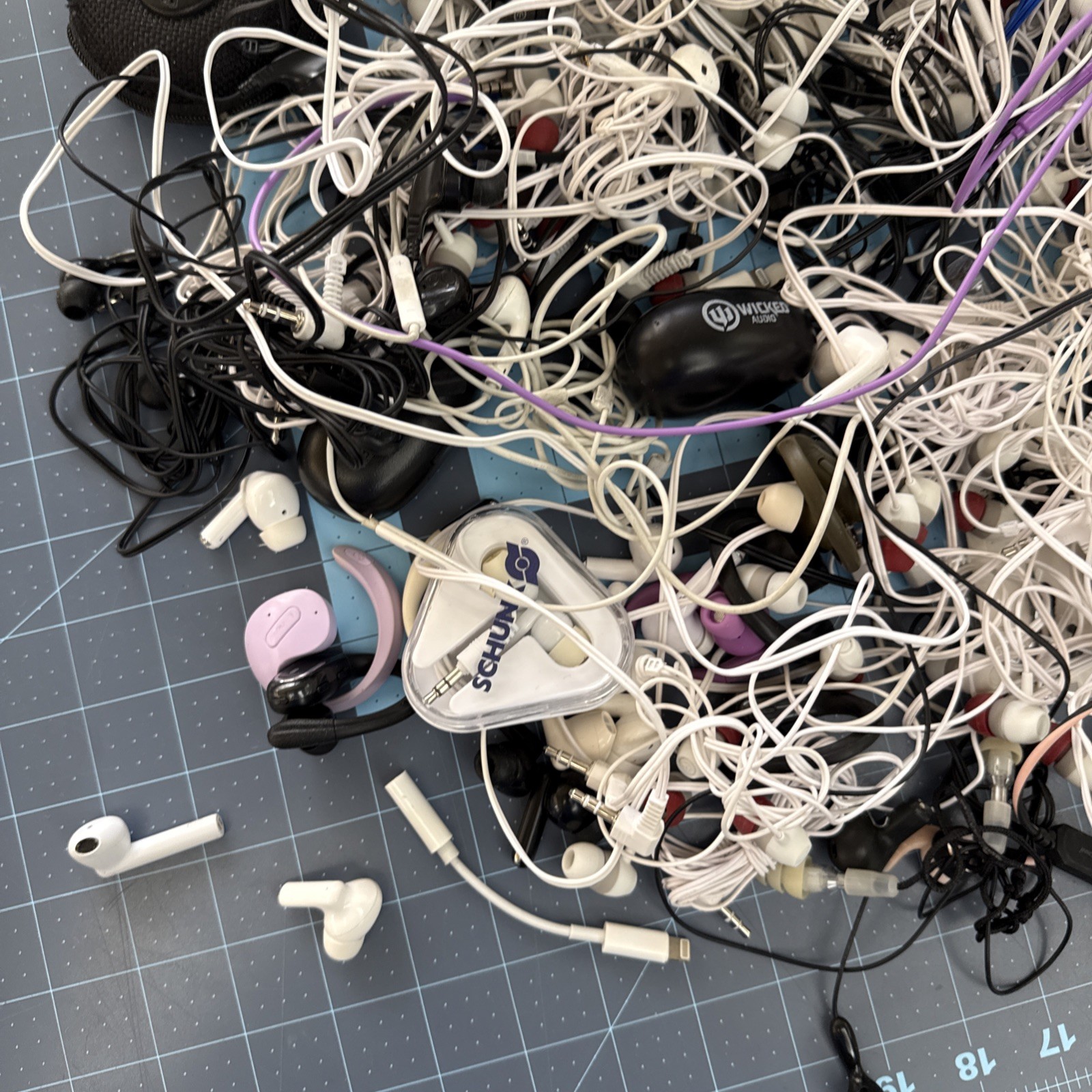 Electronics Miscellaneous Lot | – Untested earbuds headphones