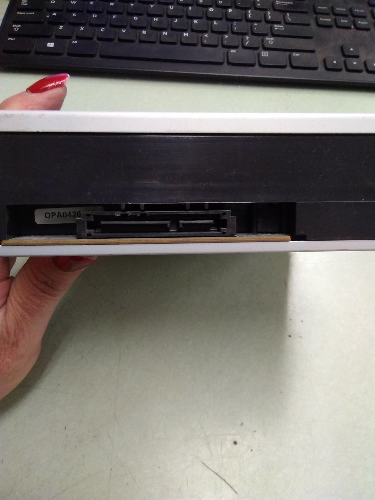 HP DVD multi player MODEL DH40N / A2HH PN:575781-201