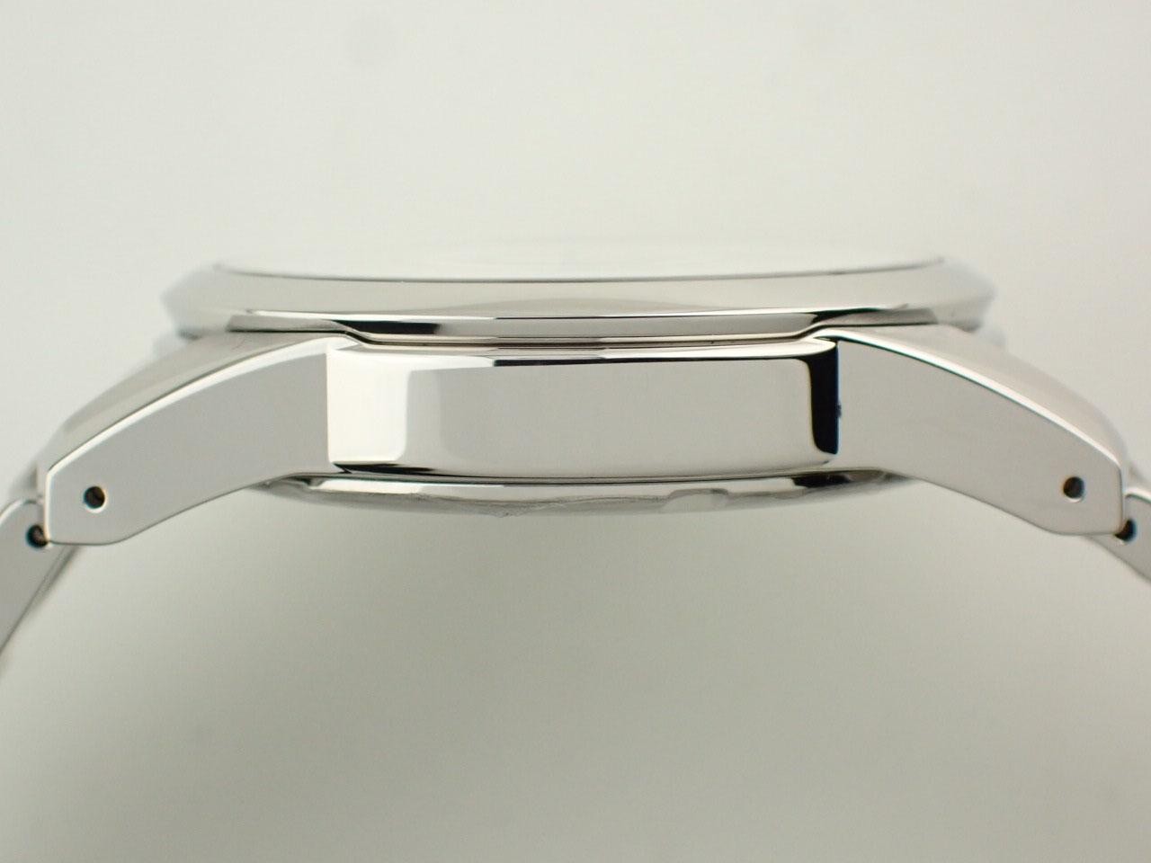 Grand Seiko Wristwatch quartz movement ice blue dial men’s silver color