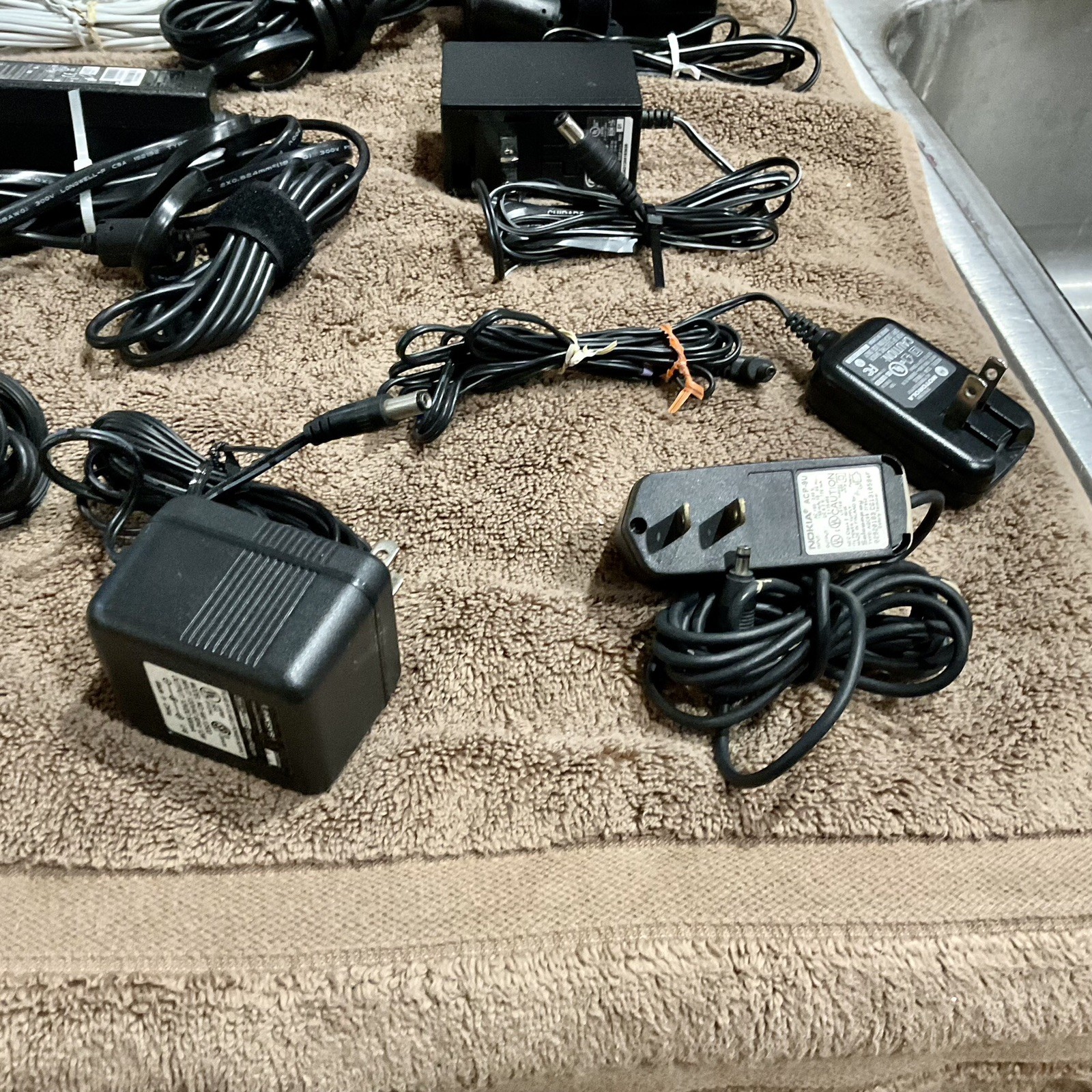 VINTAGE BUNDLE (10) AC APPLIANCE CHARGERS