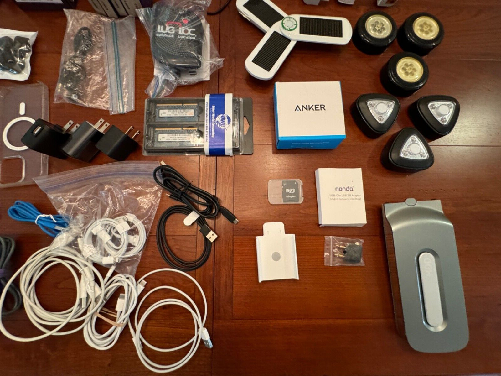 Junk Drawer Electronics / Electrical – Cables/Chargers/Firewire Card/RAM/