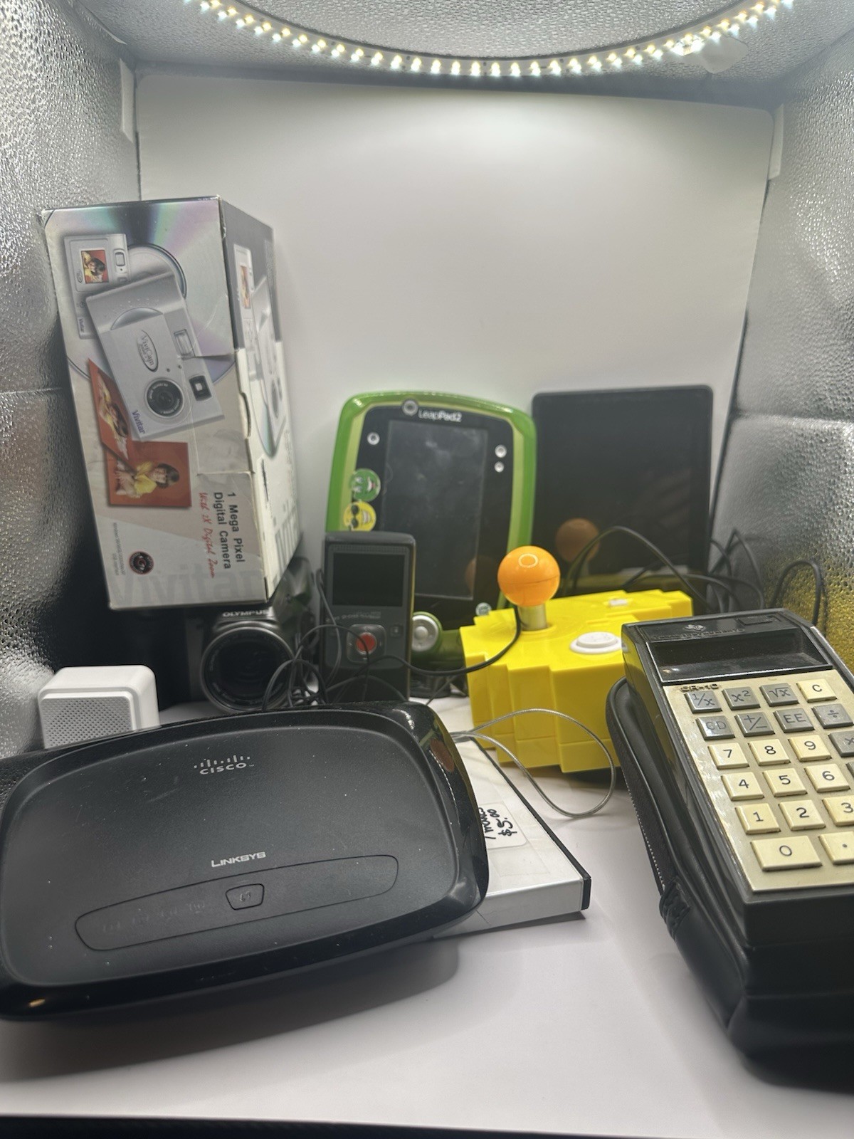 Lot Of Misc Electronics-Broken-needs TLC-fix And Sell-Salvage