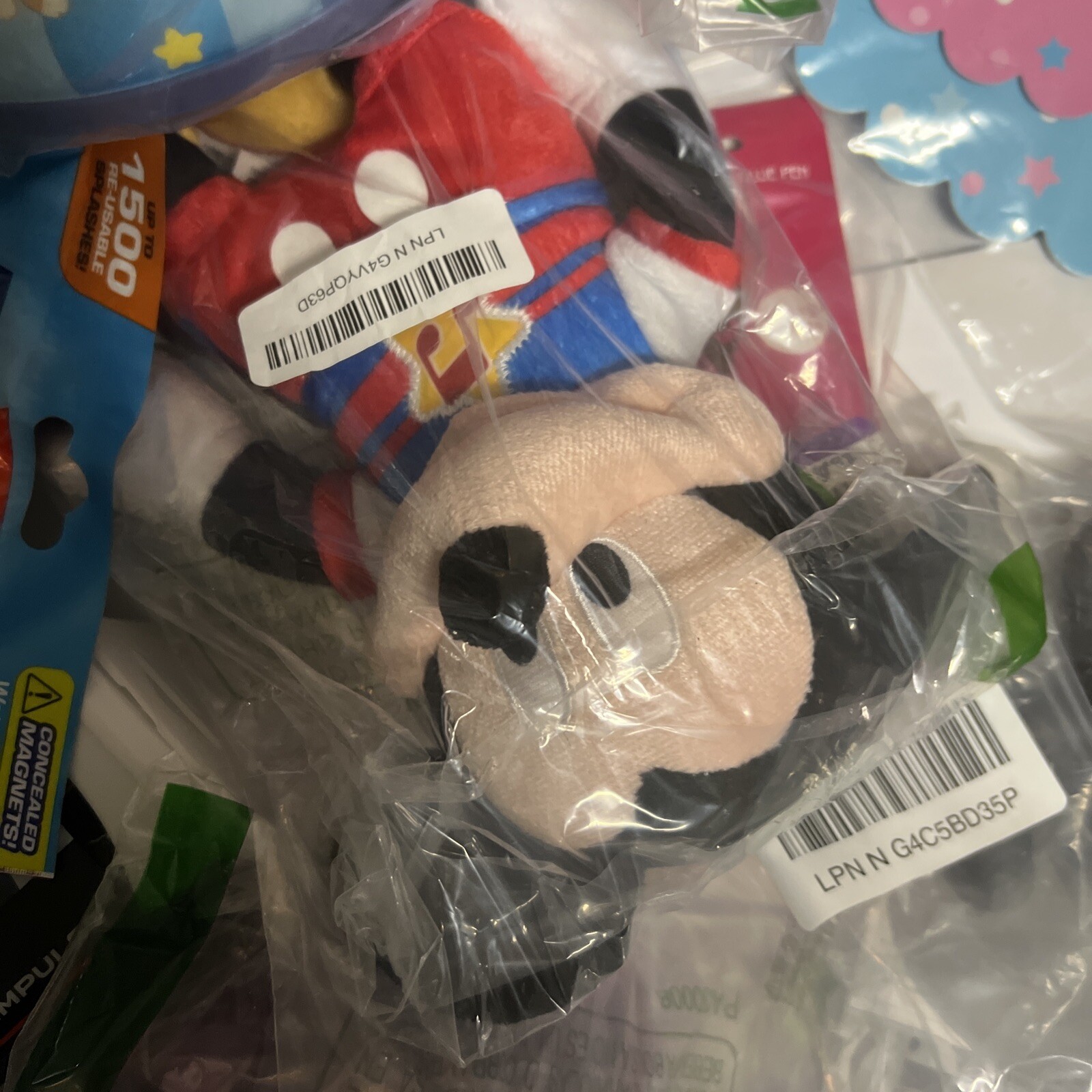Bulk Baby accessories and Toys Amazon returns 20+ items