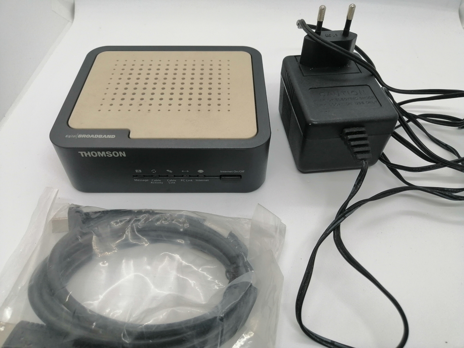 Joblot New&used electronics Computing Gadgets. Mp3, Remote Controls,Cables,modem