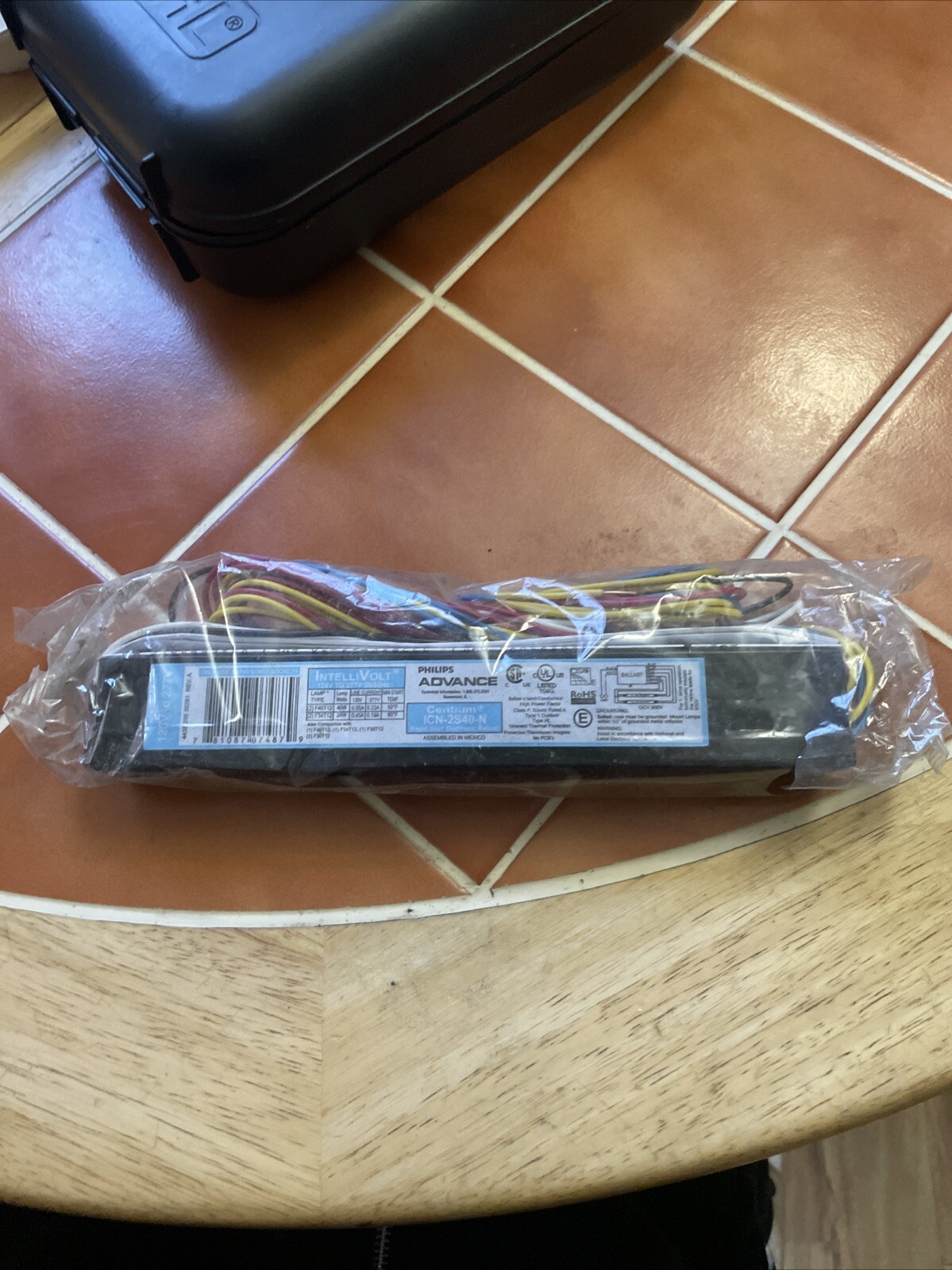 Philips Advance ICN-2S40-N Centium Rapid Start Electronic Ballast 120V To 277V