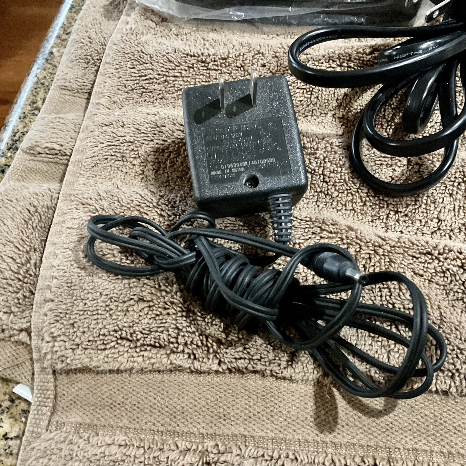 VINTAGE BUNDLE (10) AC APPLIANCE CHARGERS
