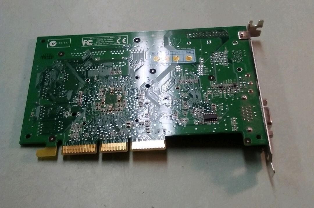32MB Dell 05G998 Nvidia GeForce2 MX AGP Graphics Card