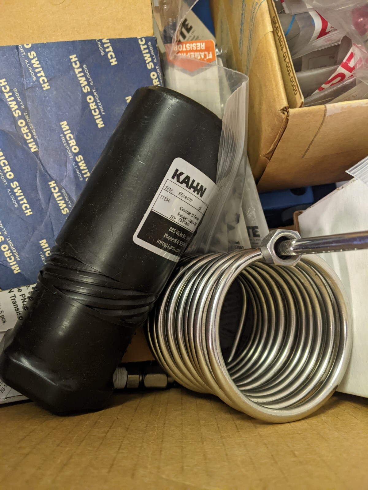 Bulk Collection Of Electronic Parts