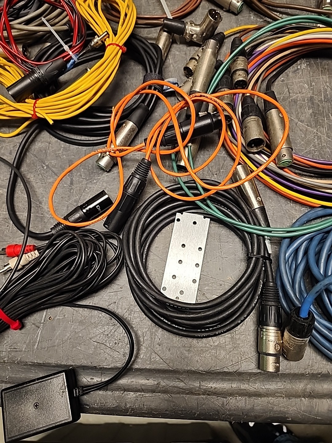 Lot of Audio Cables (50+)