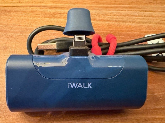 iWalk portable iPhone charger, blue, in great condition, pocket size with cord