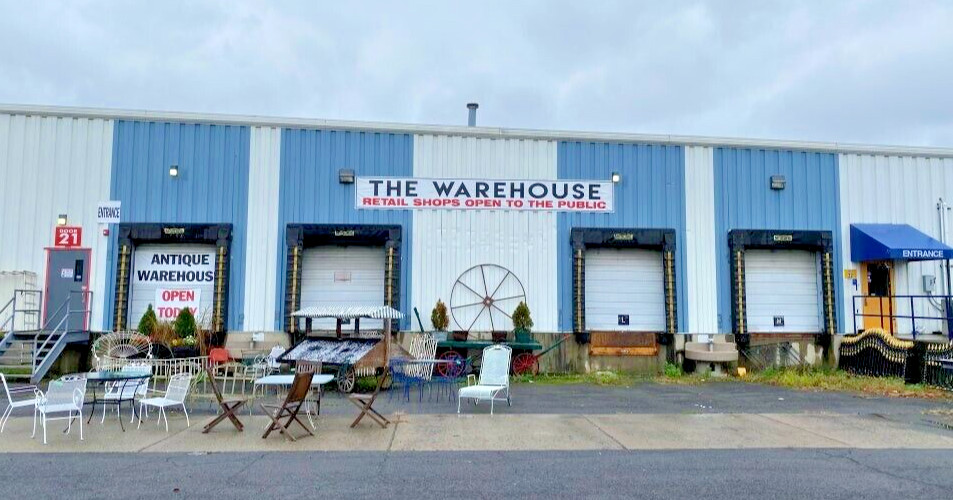 10 lb Warehouse lot-Estate Liquidation, mixed items old to new, See Details-#452