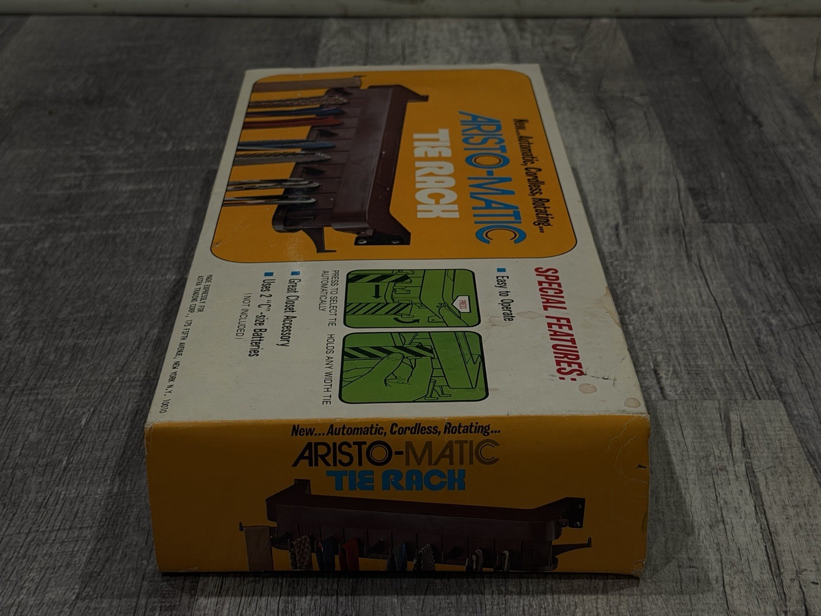 Aristo-Matic Electric Tie Rack W/ Original Box-NEW/OPEN BOX/NEVER USED