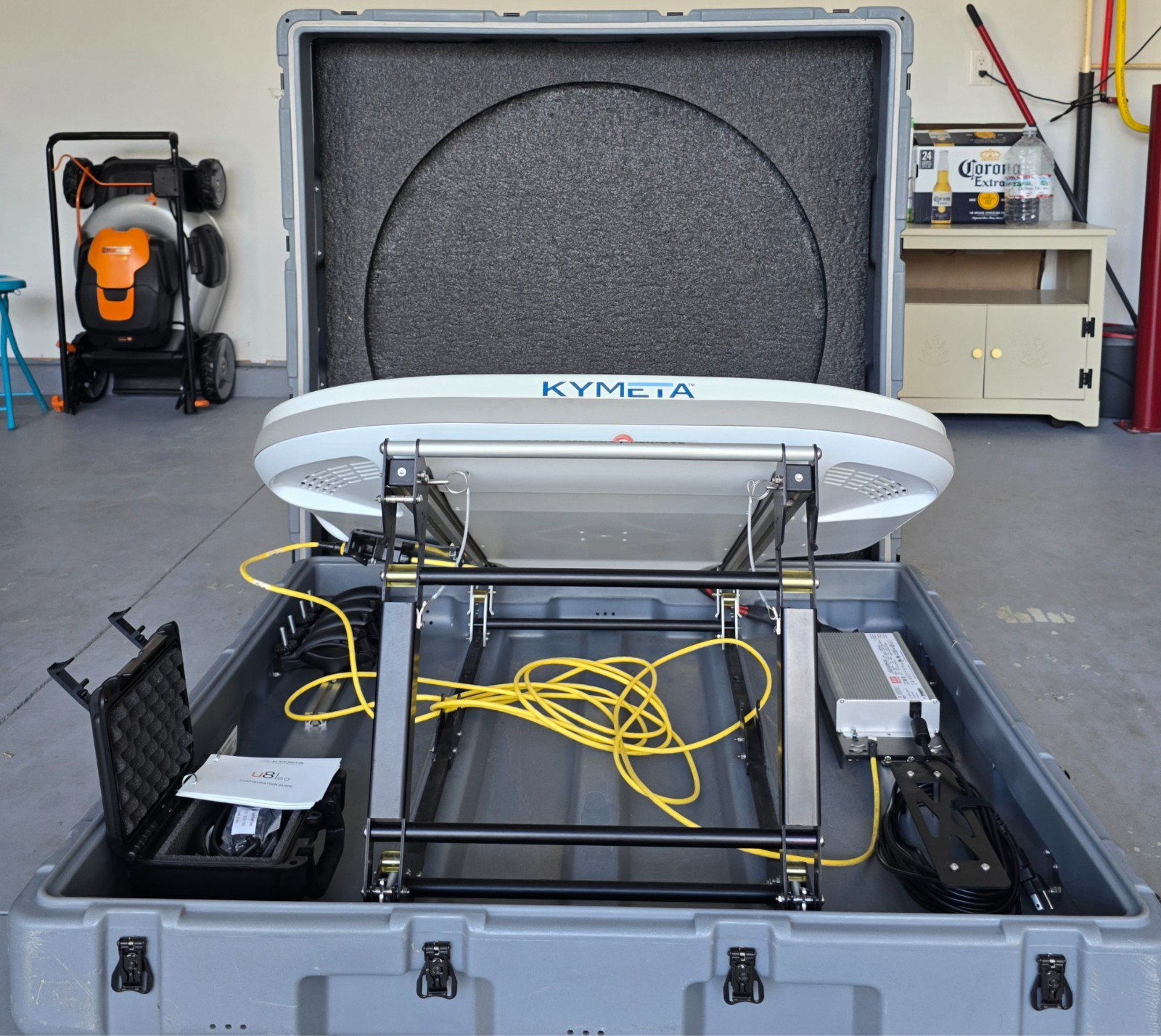 Kymeta U8 Satellite Antenna (OneWeb / Peregrine U8) 📡