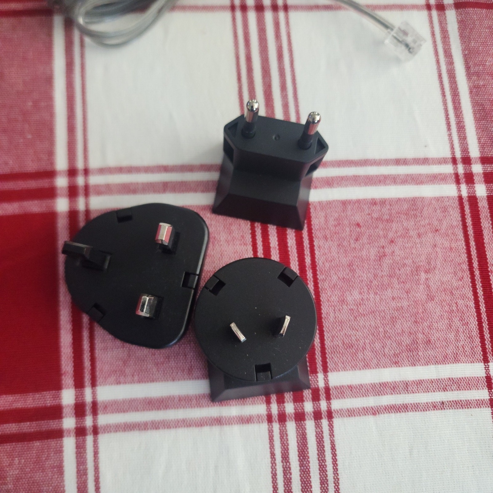 9 lb Electronics Lot – Cables Chargers Adapters Parts Mixed Tech Box AS‑IS