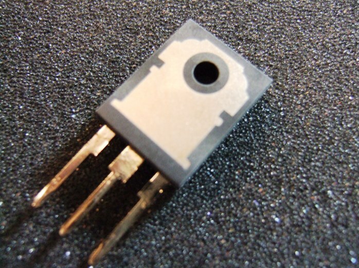 1x – ST MICRO MOSFET N-CHANNEL 500V TO-247 Powermesh 14A