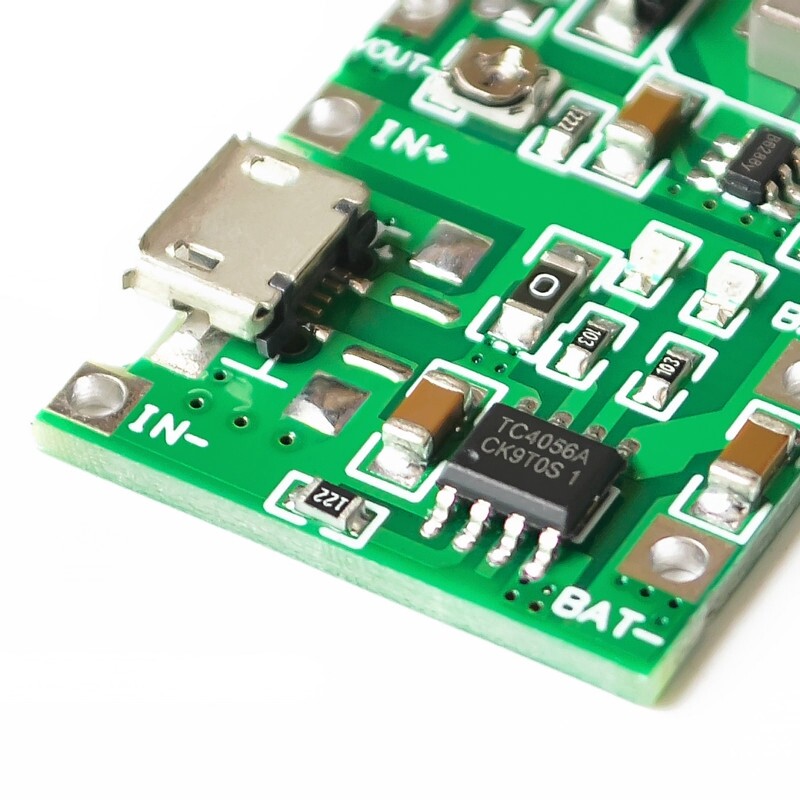 3.7V 9V 5V 2A Adjustable Step Up Boost 18650 Lithium Battery Charging Module