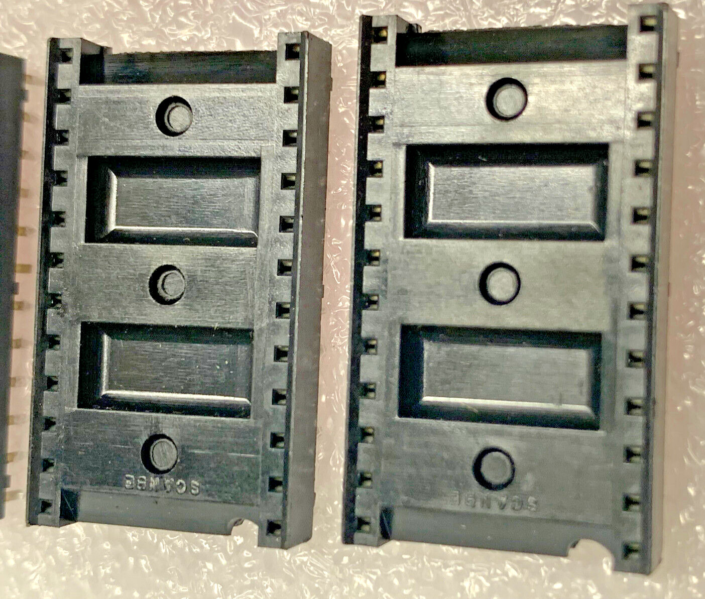 24 Pin Wide DIP IC Socket, 11/16″W X 1-1/8″L, lot of 6