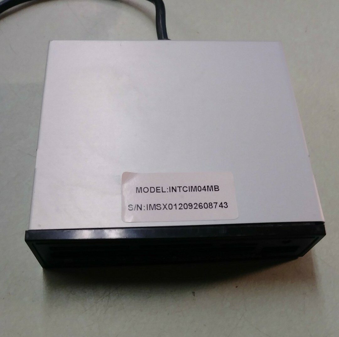 iMicro INTCIM04MB Internal Card Reader Writer