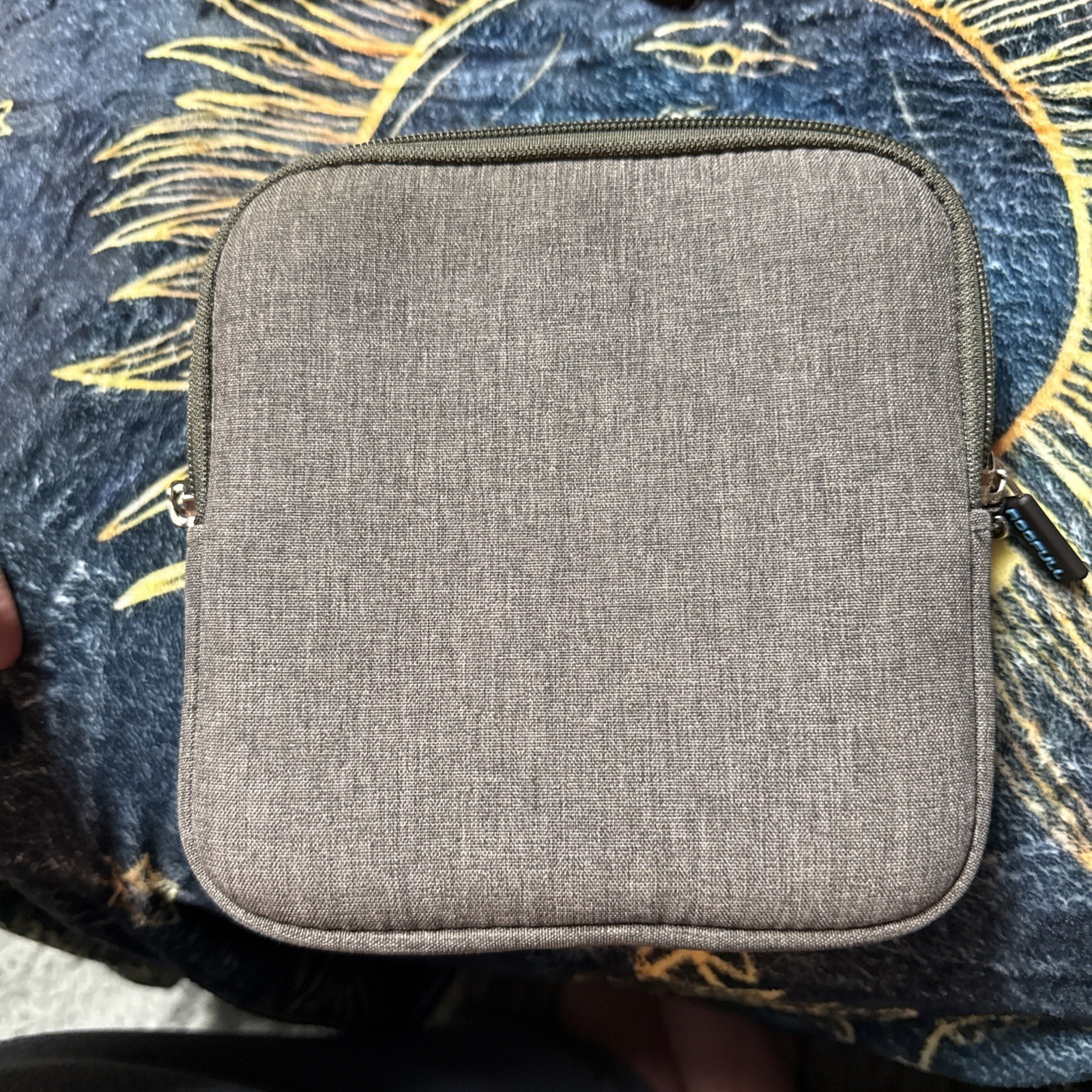 7 Inch Square Super Padded Roofull Storage Pouch with Pocket