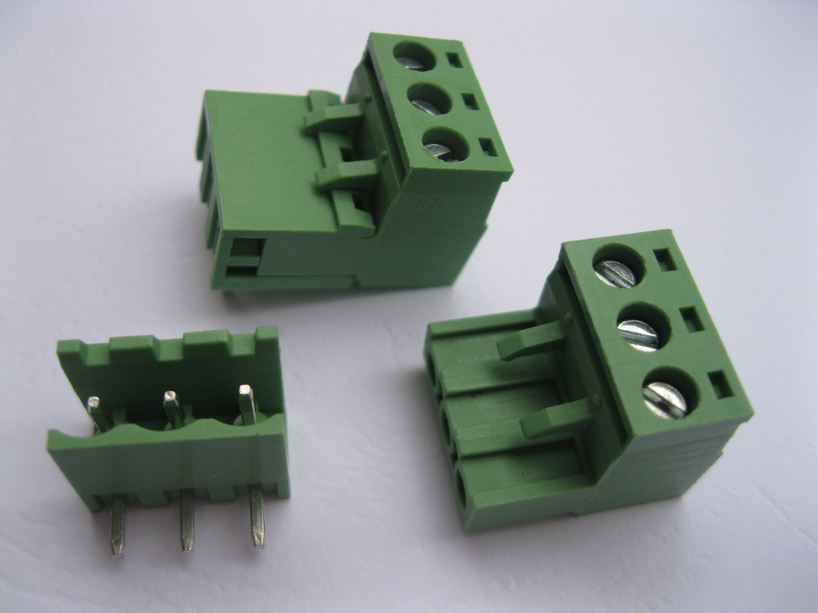 20 pcs Angle 3pin/way 5.08mm Screw Terminal Block Connector Green Plugbale Type