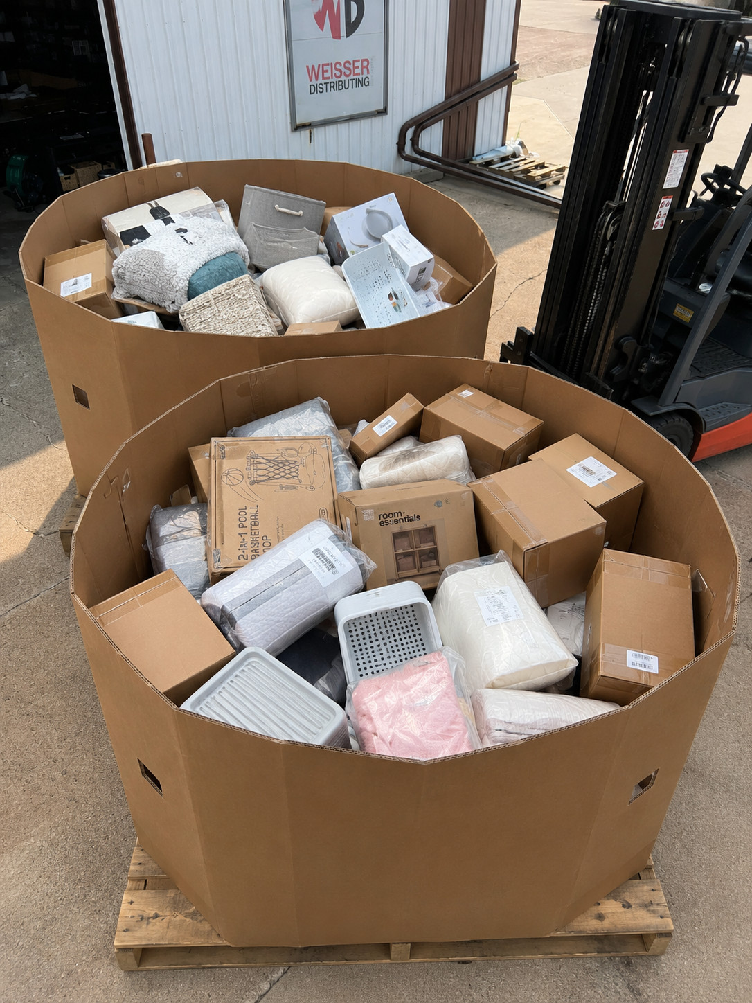 Amazon Mix Merchandise Premium Clearance High Demand Stock