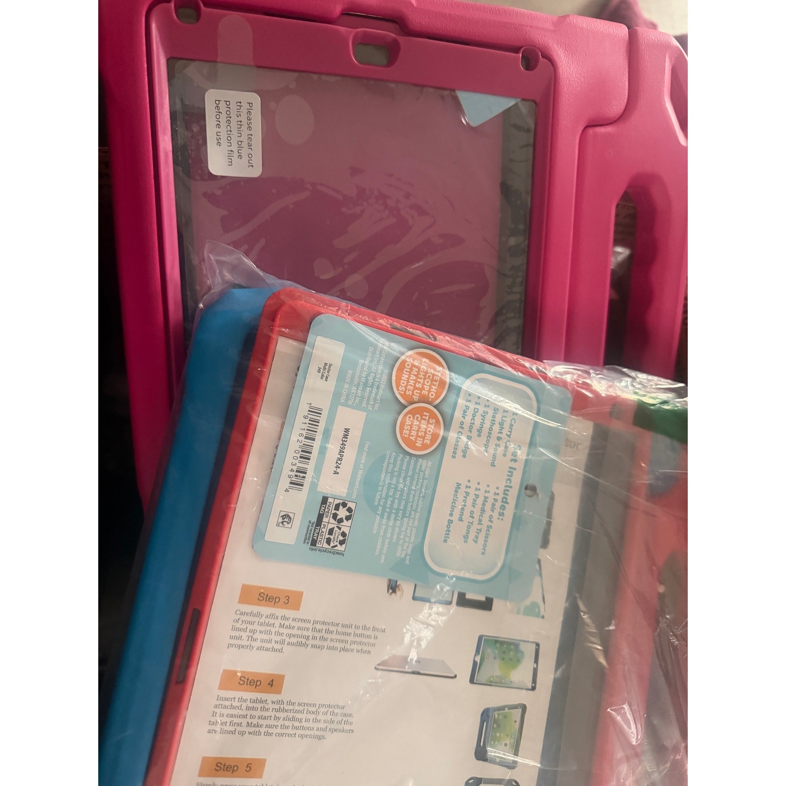 25 Bulk piece Laptop covers tablet cases and tablet screen protectors mixed lot