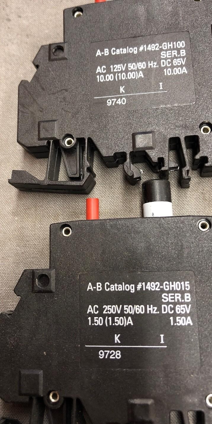 LOT OF 2 MIXED ALLEN BRADLEY CIRCUIT BREAKERS 1492-GH100 125V 1492-GH015 250V