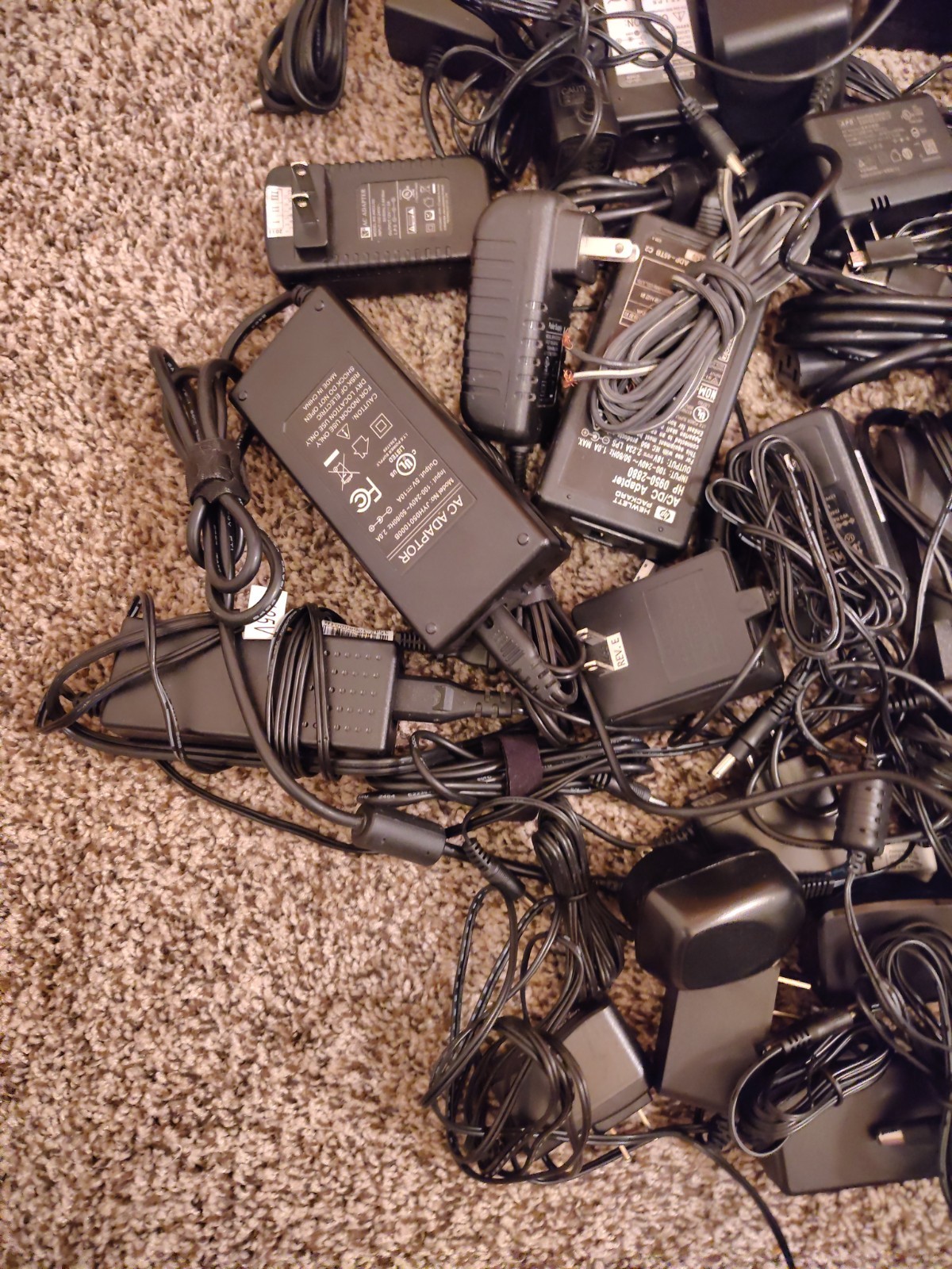 Lot of Power Cords, Chargers Random Miscellaneous Electrical Tested Working