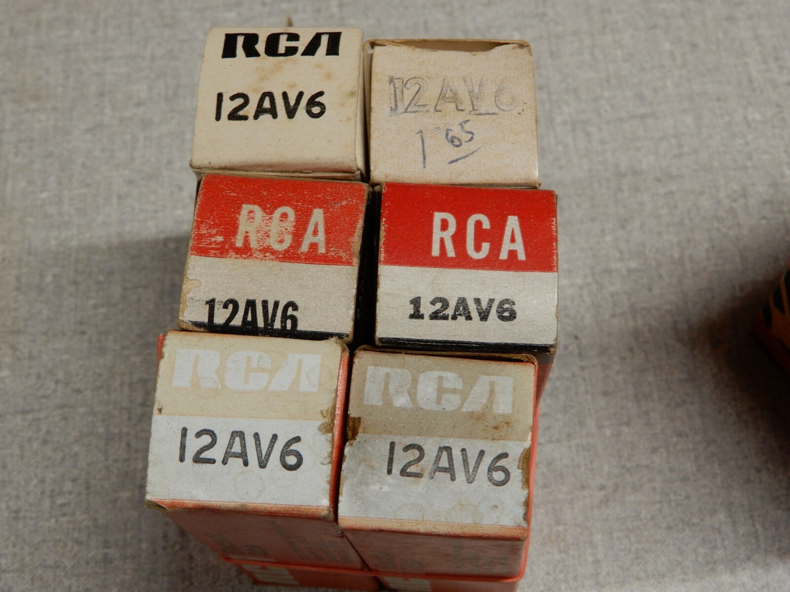 Untested Lots of 12AV6 Vacuum Tubes Qty in ()