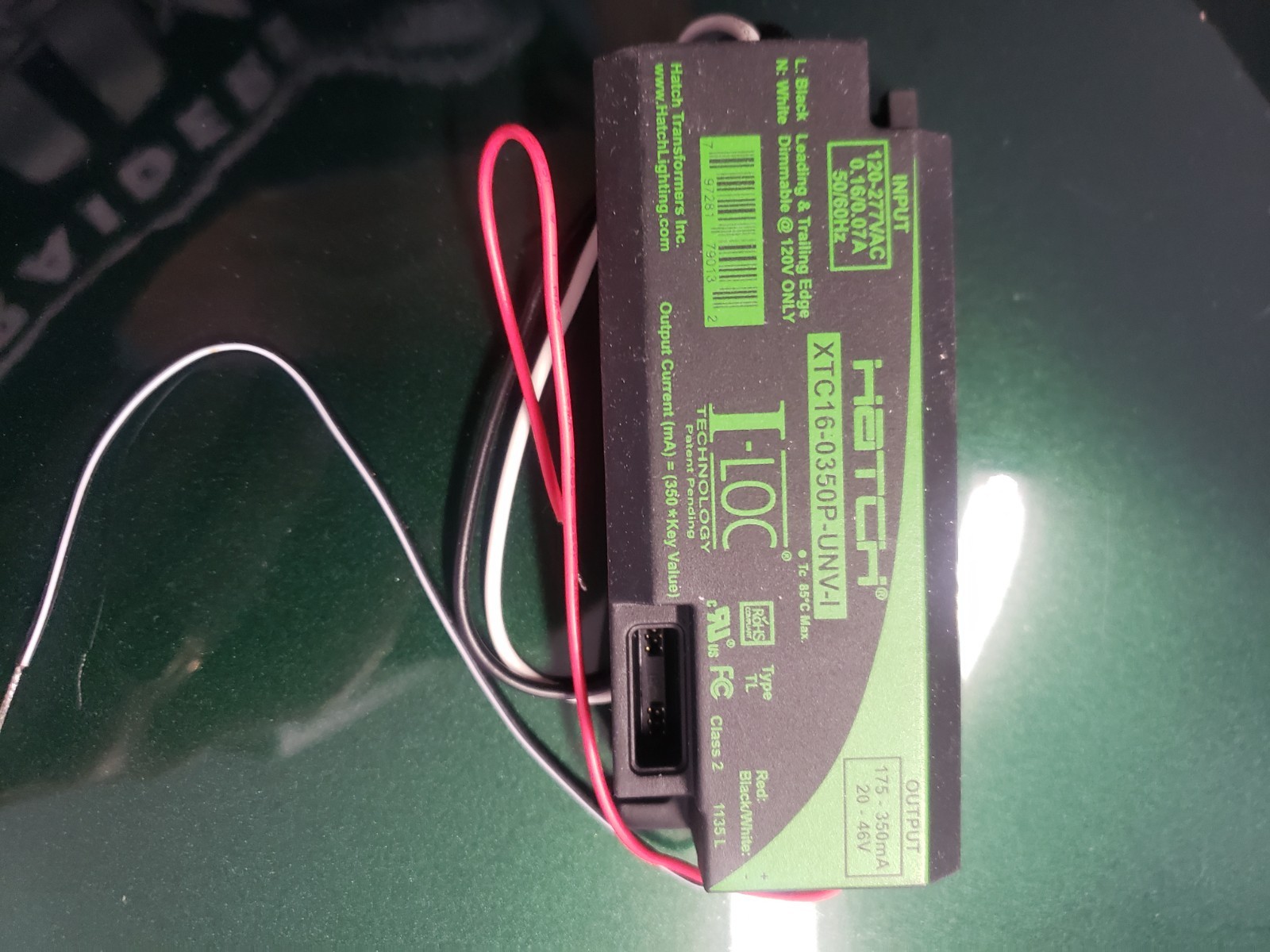lighting and lightning equipment