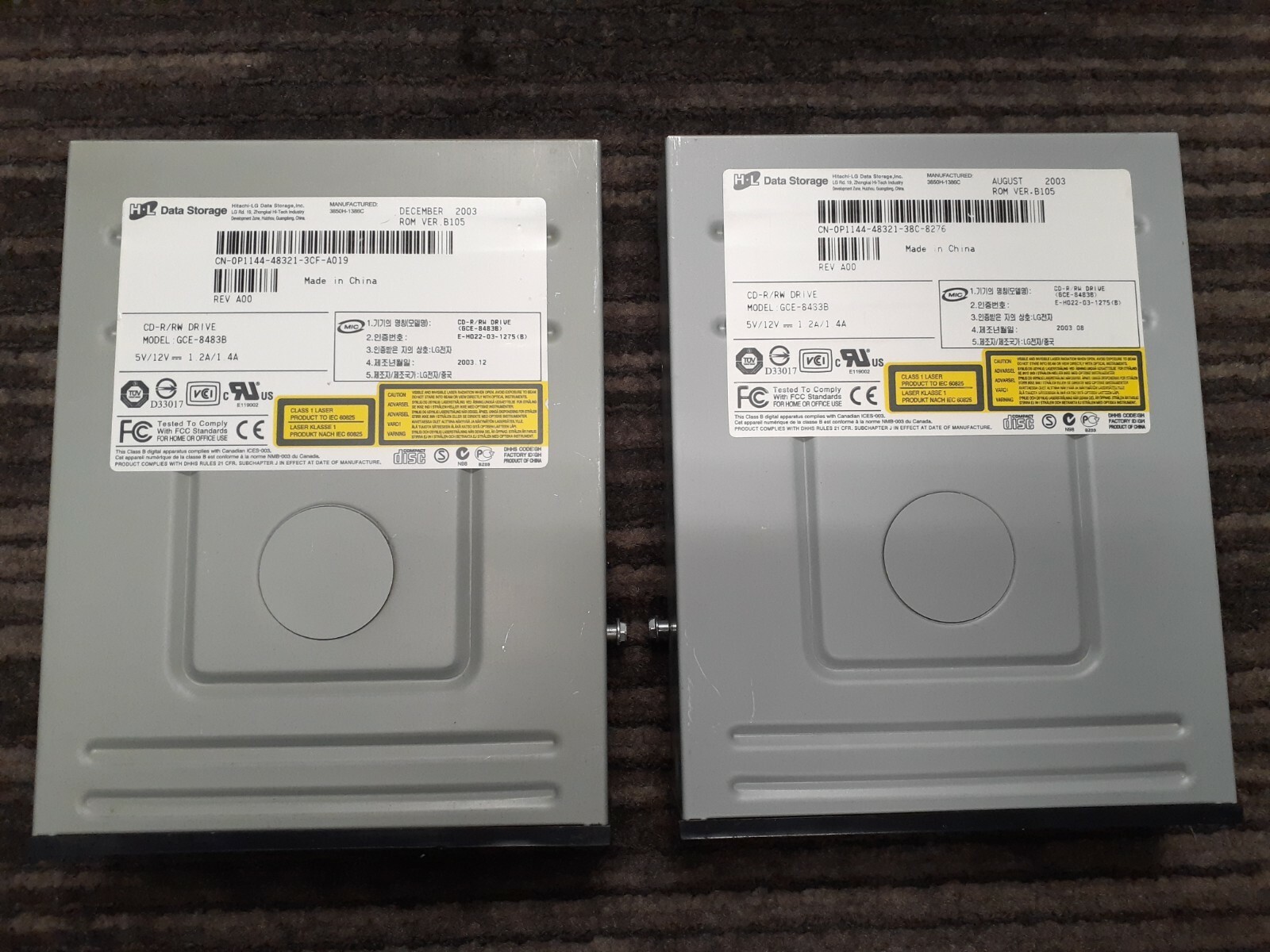 (2) H-L Data Storage CD-R/RW Drive GCE-8483B REV A00 ROM Ver B105 0P1144 P1144