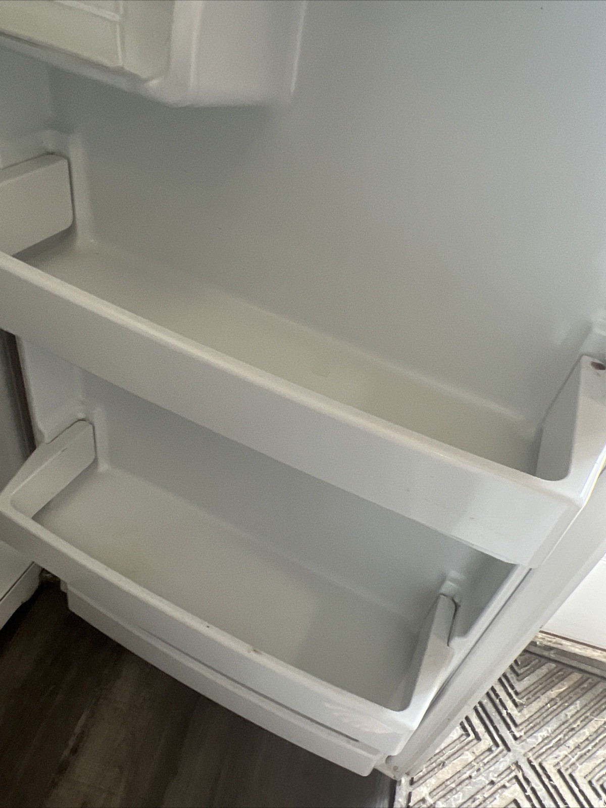 Fridge, White, 2 Inside Parts Missing, Functions Well, 2 Years Old