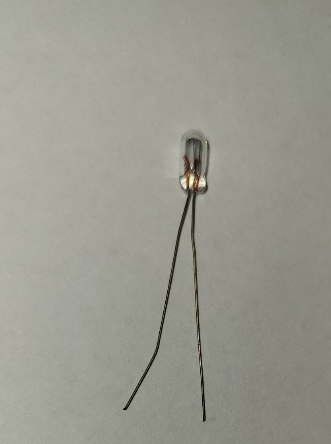 3MMx7MM T1 bulbs-2 each-filament bulbs 12V ultra-bright incandescent bulbs – New