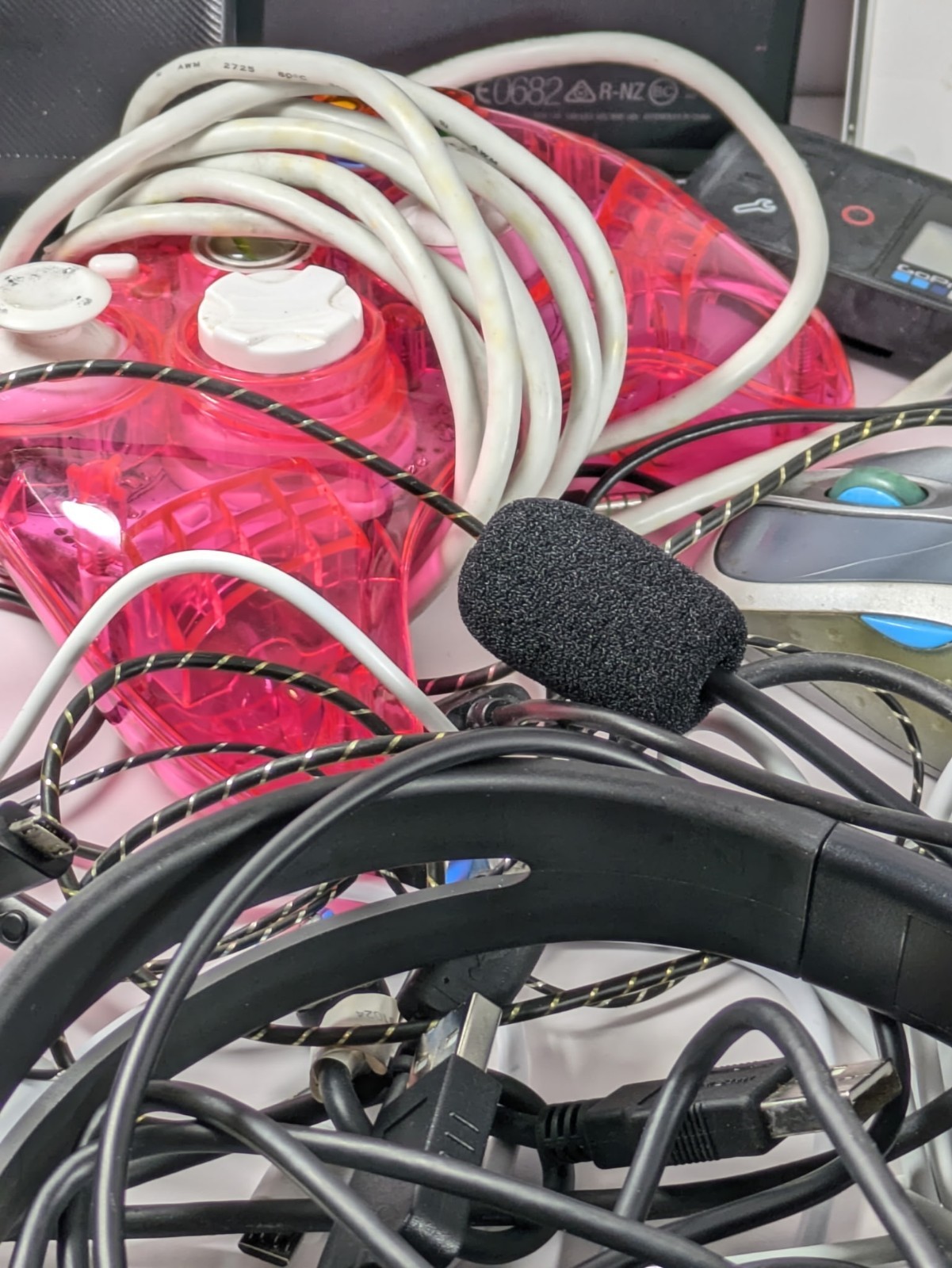 Electronics Mixed Lot UNTESTED GoPro Session 4 Apple Trackpad Z4 CPU Cooler