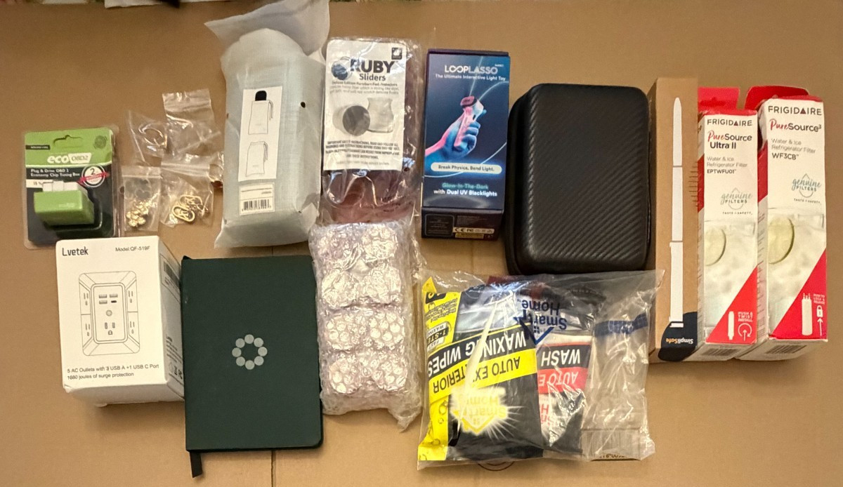 MIXED LOT ELECTRONICS – MIXED ACCESSORIES ETC – AS SHOWN – SEE PICTURES