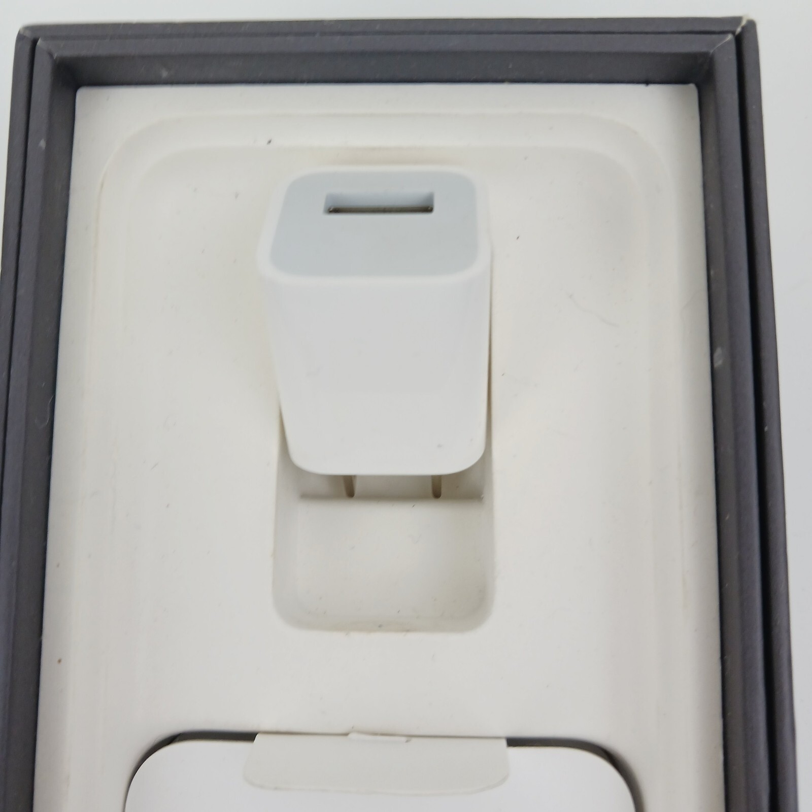 Set Of White Iphone Wired Earbuds And Charging Adapter New Open Box