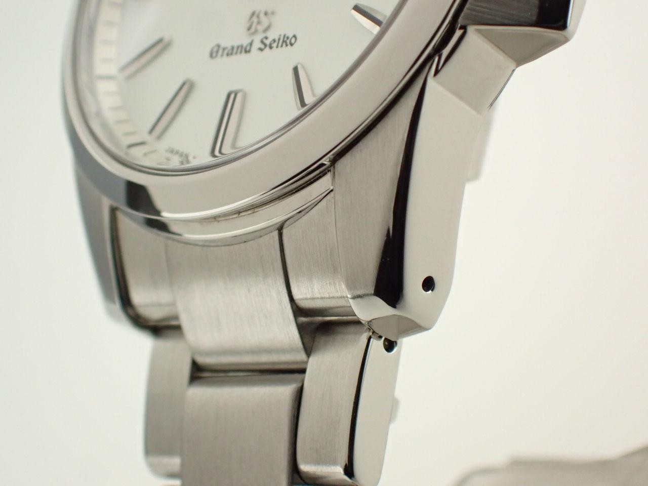 Grand Seiko Wristwatch quartz movement ice blue dial men’s silver color