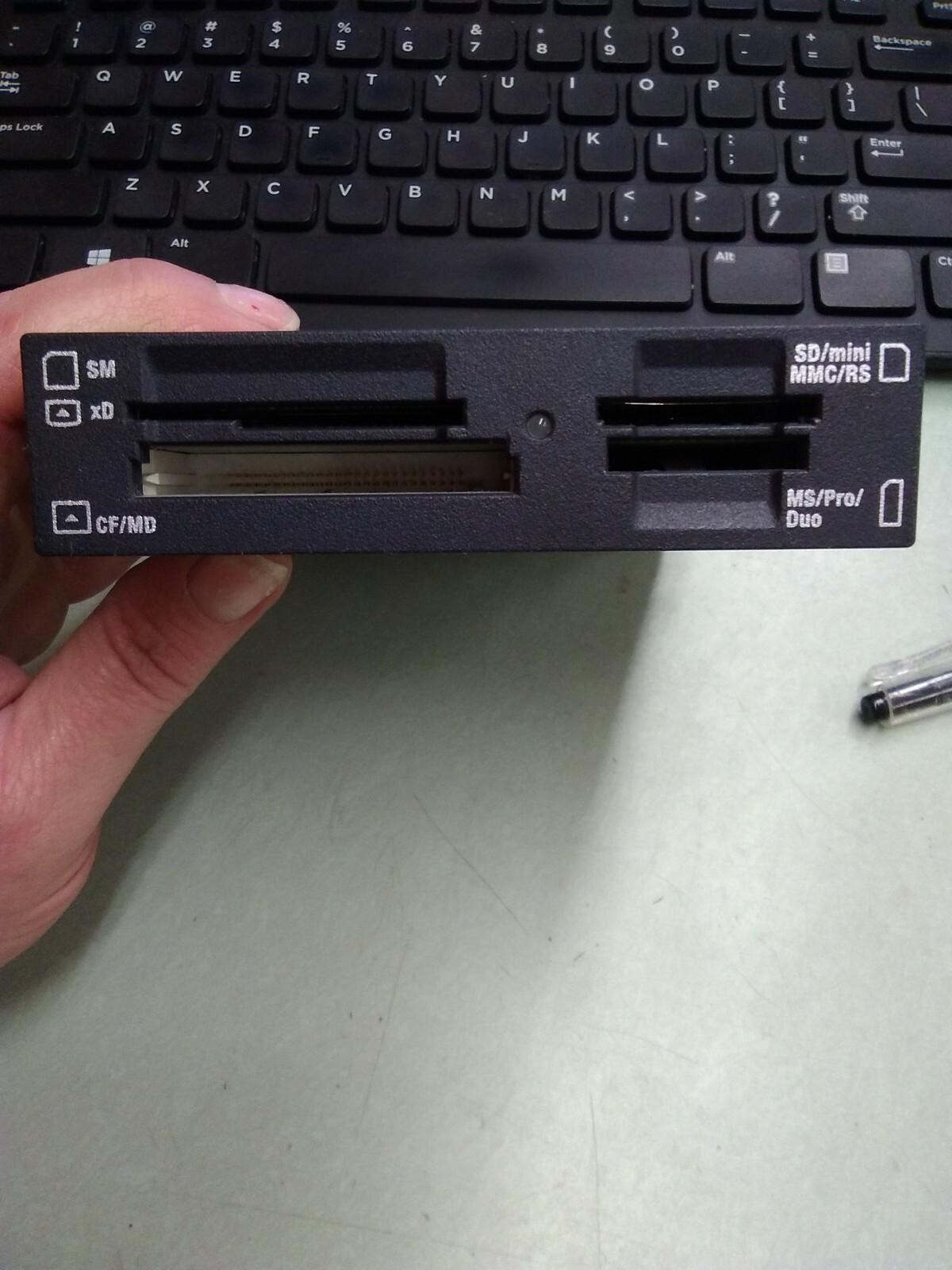 Teac CA-200-B00 electronics usb flash card reader PN 1930930B00