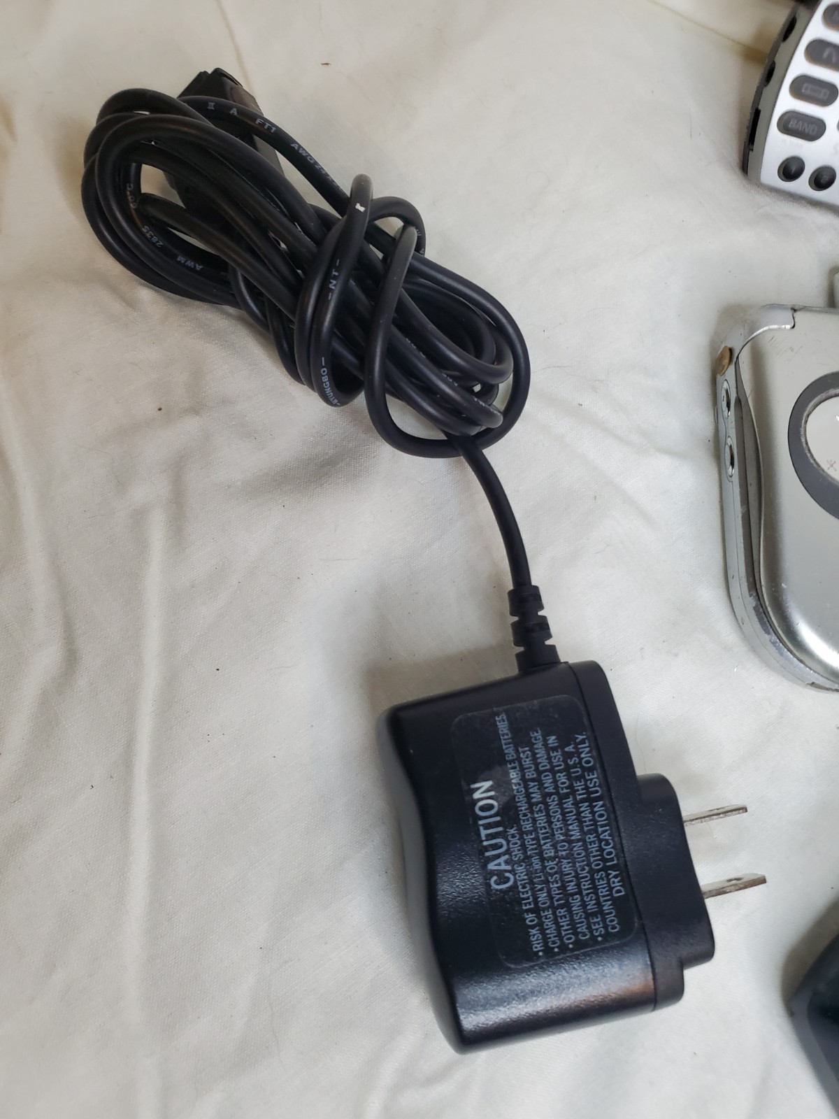Junk Drawer Lot-Vtg. Electronics/Cell Phones/Cords/Sirius/Motorola/Samsung/AS IS