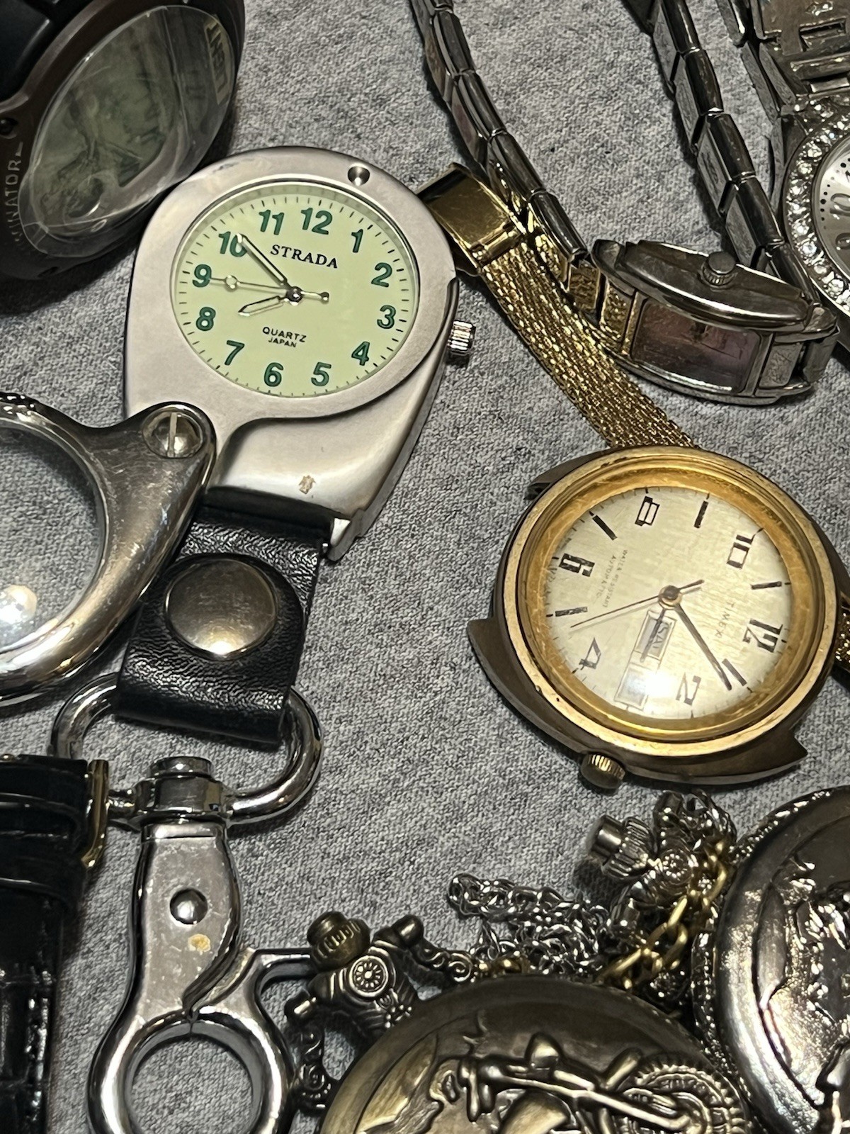 38 Mixed Watch Lot – Sold As‑Is, Untested, For Parts or Repair Vintage-modern