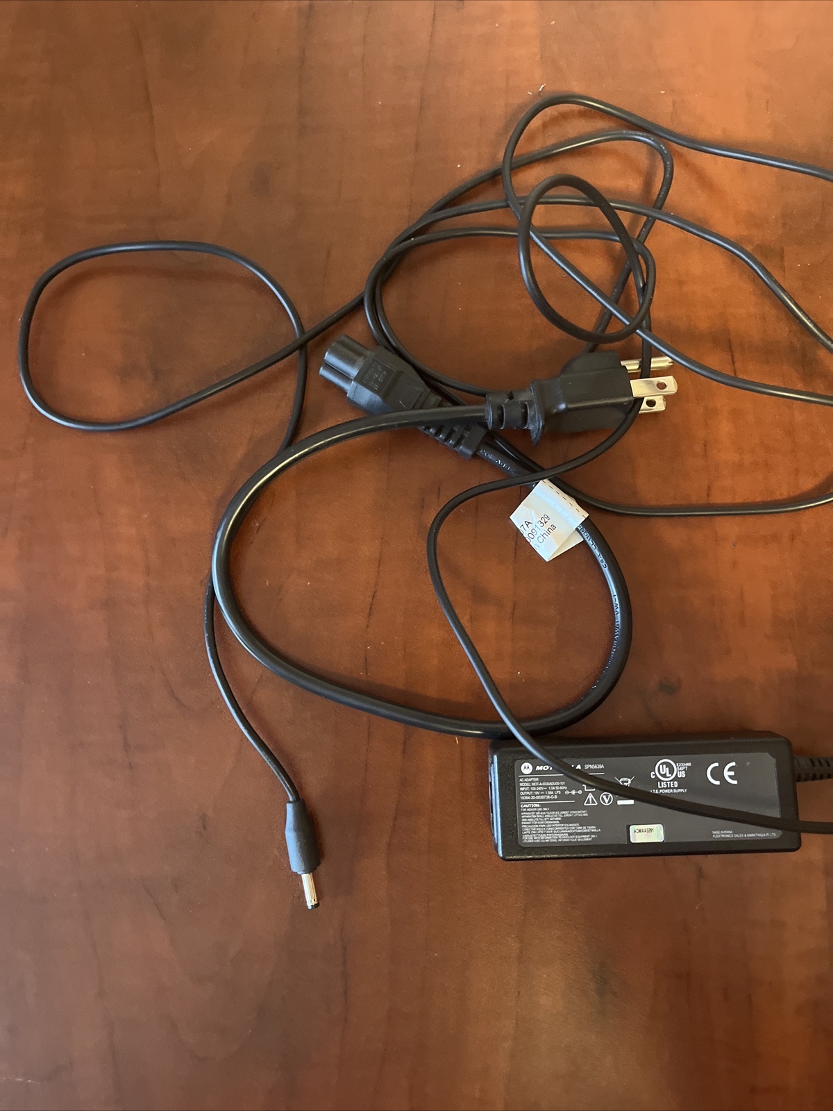 OEM Motorola SPN5639C MOT-A-0030ADU00-101 Power Adapter