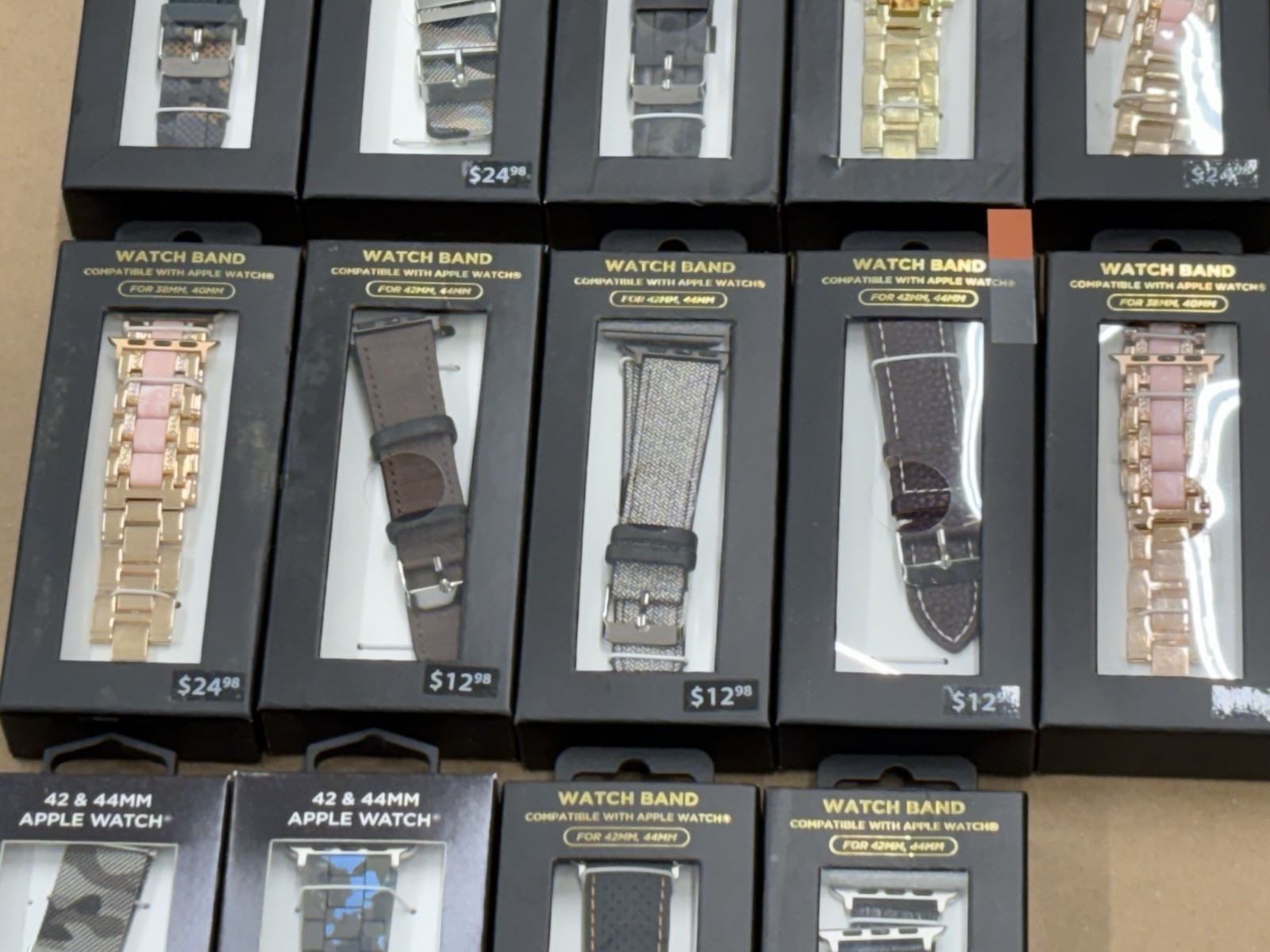 AMAZON WHOLESALE LOT OF 19 APPLE WATCH BANDS AMERICAN EXCHANGE