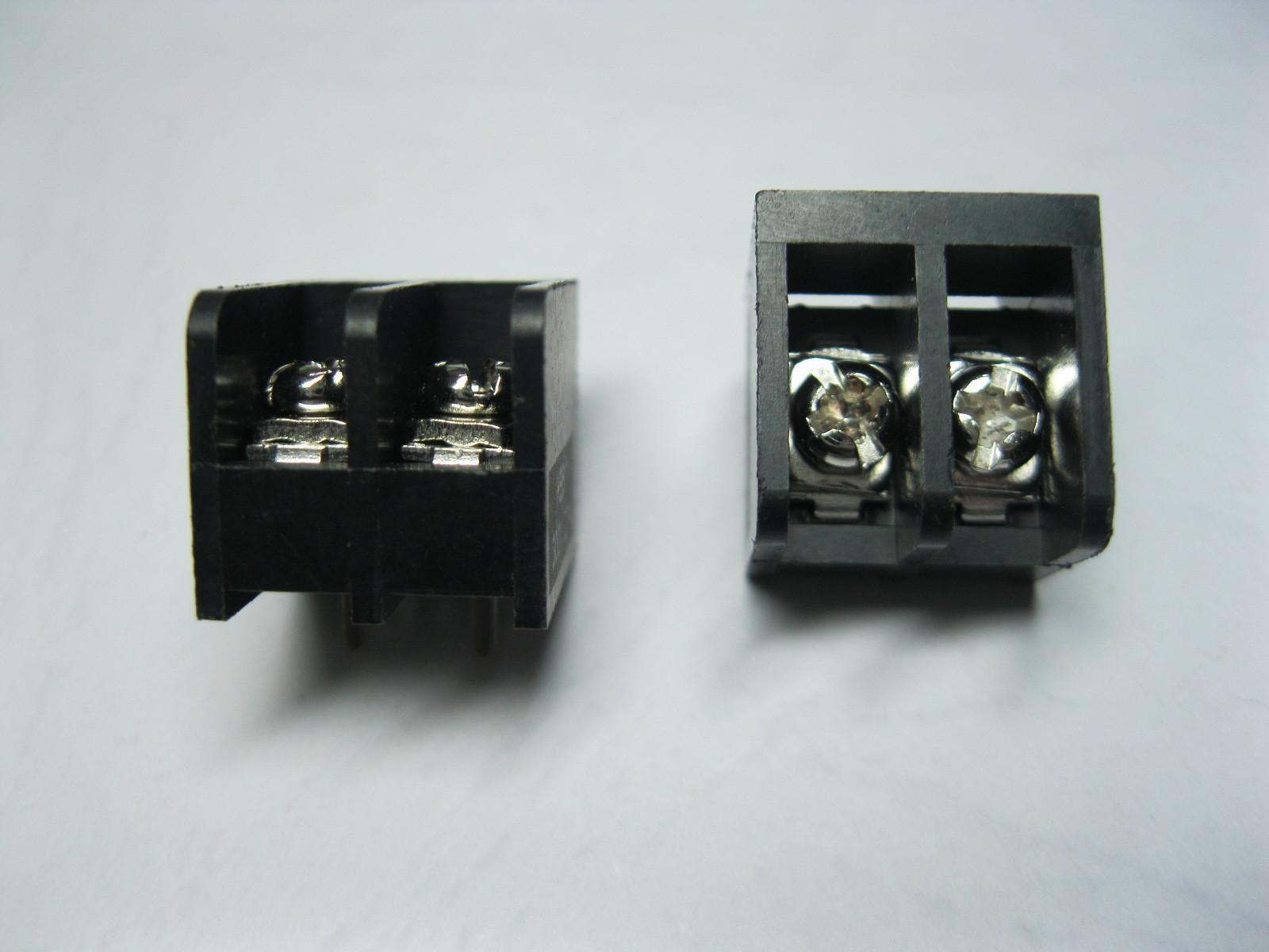 20 pcs Screw Terminal Block Connector 2 pin 8.25mm Barrier Type Black DC39B
