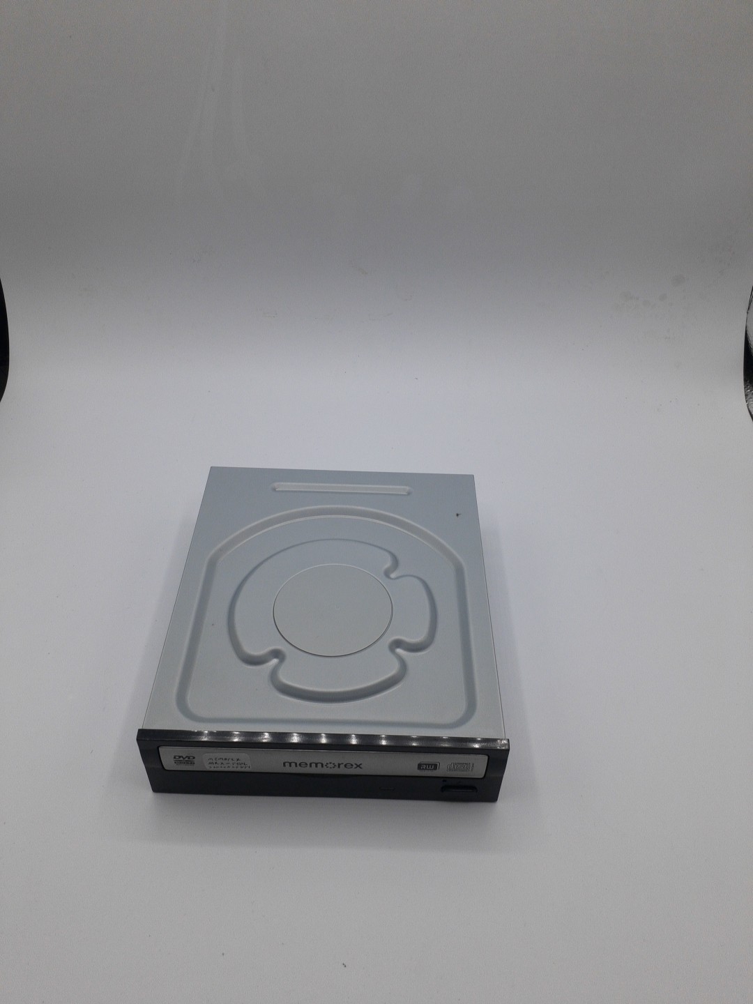 Memorex Internal DVD Writer Multi-Format SATA MRX-550L P/N 32020028851