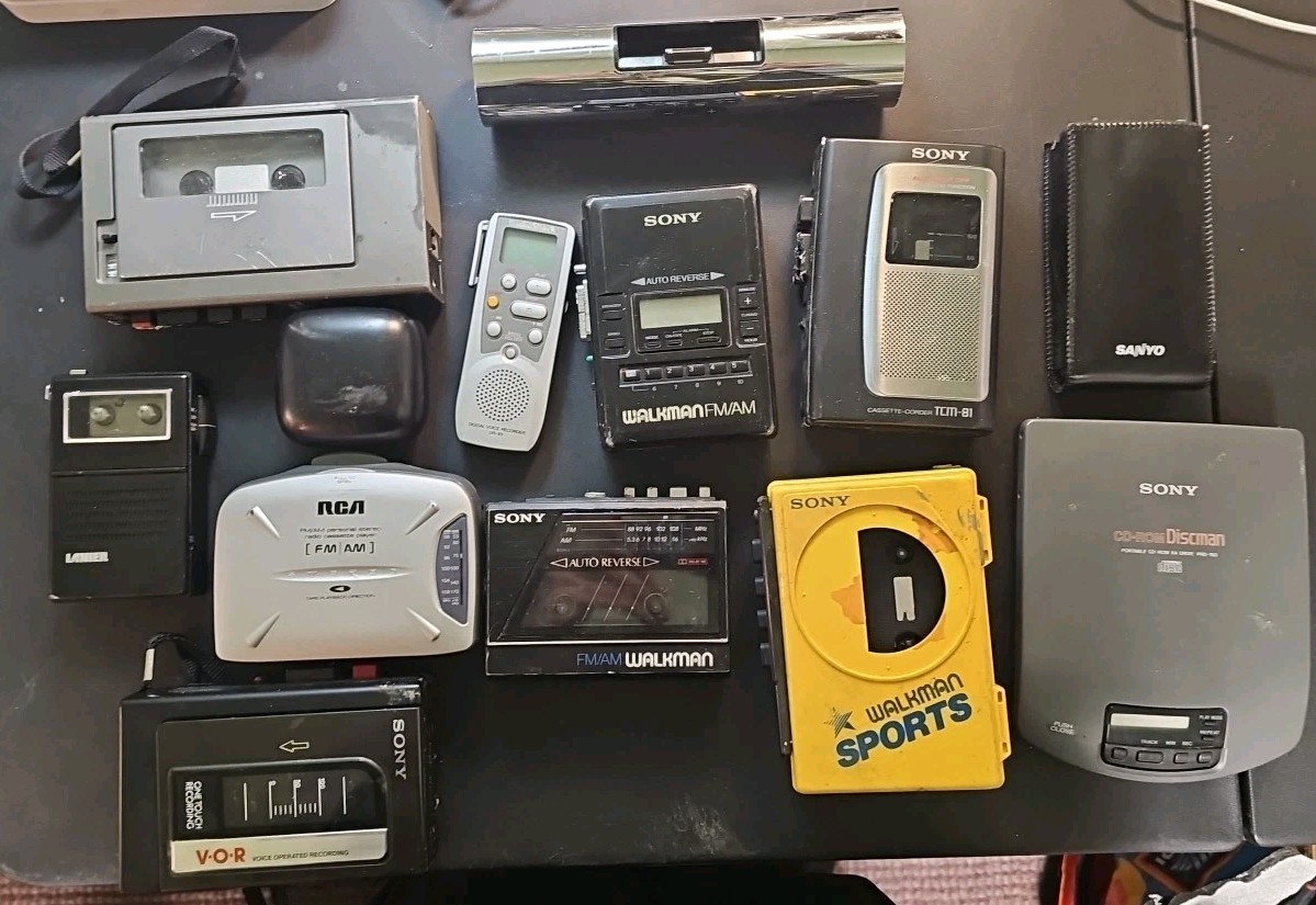 Lot Of 13 Electronics Sony Walkman Lanier RCA Skull Candy & MORE FOR PARTS ONLY