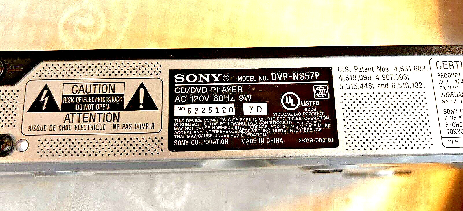 7 ELECTRONIC-SONY CD/DVD-SIRIUS SATEL. RADIO-TOMTOM GPS-GE DIGITAL RADIO REMOTE