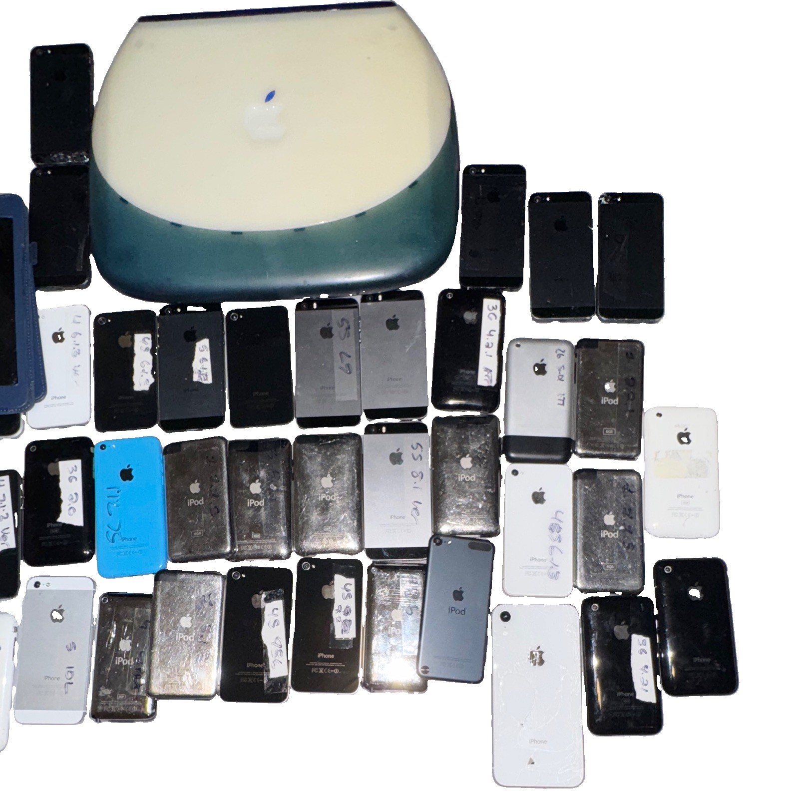 Apple Mixed Lot w/ Assorted iPhone, iPod, & other Devices.