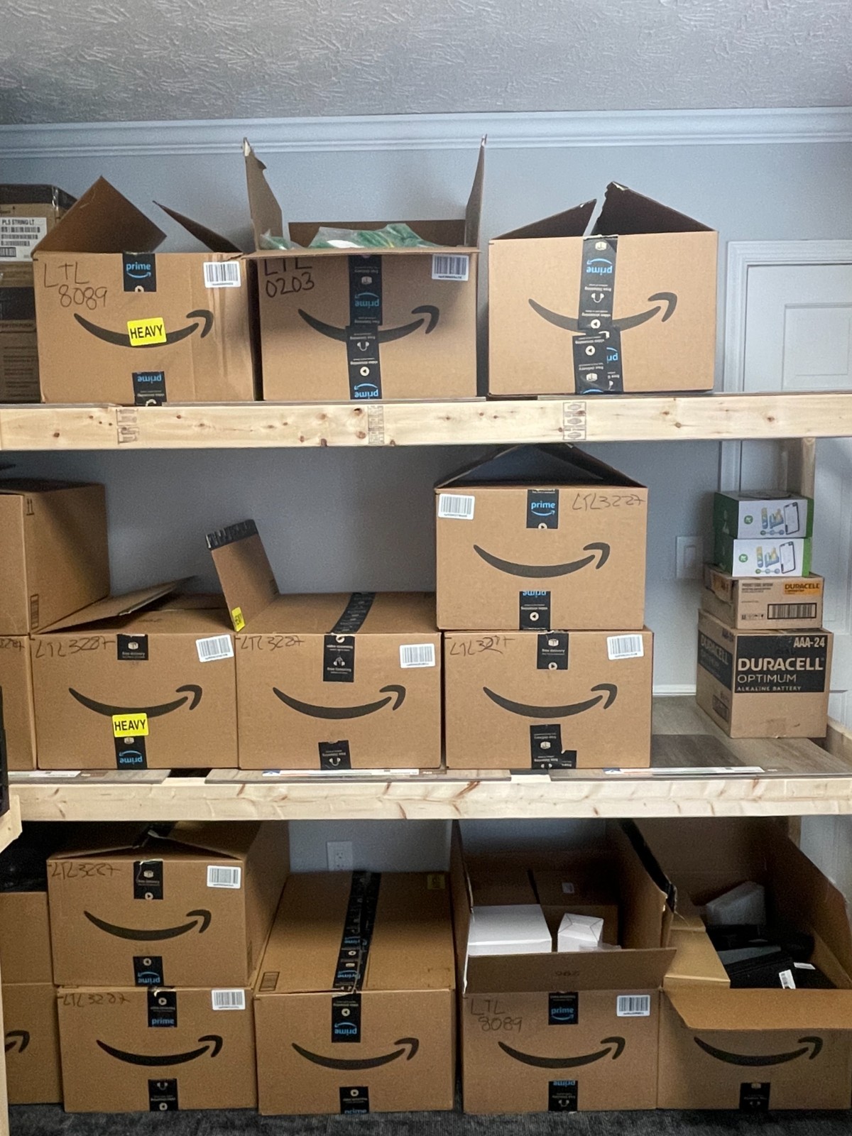 Small Amazon Overstock Reseller Box – NEW Mixed Merchandise Bulk Lot