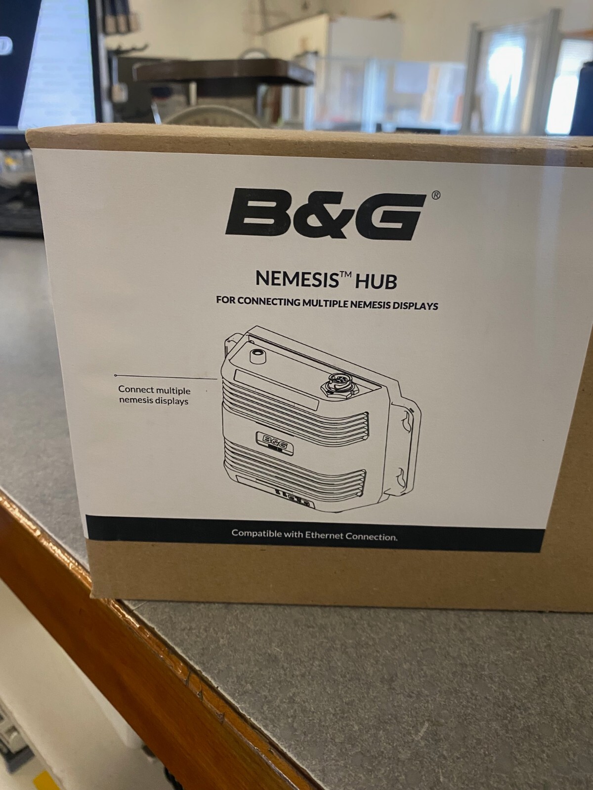 B&G Nemesis hub