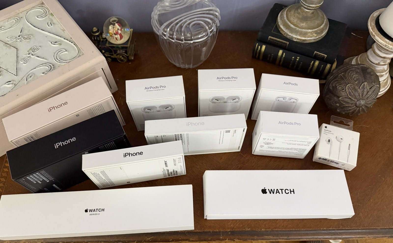 Apple AirPods Pro, AirPods, iPhones, Apple Watch Series 3 Empty Box Mixed Lot 11